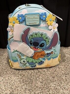 Stitch ukulele Loungefly